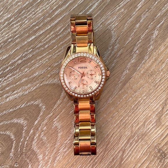 ✨ Fossil - Gold Watch - Picture 7 of 7